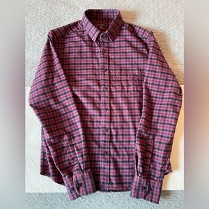 UNTUCKit Men’s Small Slim Fit Flannel